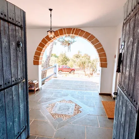 מלון Mediterranean In פרוטאראס